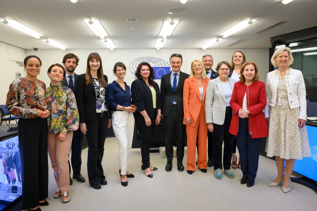 Diretiva europeia "Women on Boards" aprovada após mais de uma década de impasse